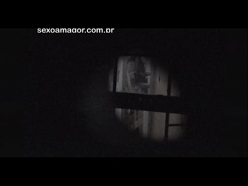 ❤️ Blondie blir hemligt videofilmad av en voyeur från grannskapet gömd bakom ihåliga tegelstenar ❌ Porno fb at porn sv.credit-assorti.ru ️❤